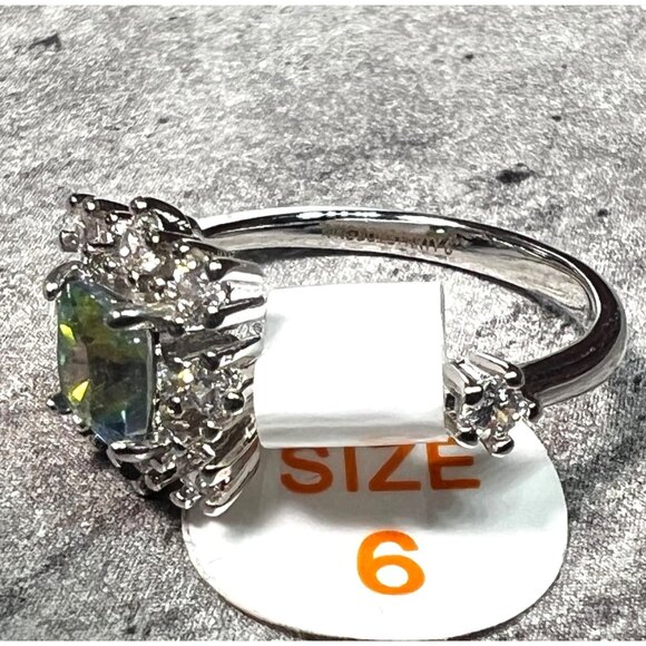 Ring Bomb Party Ring, size 6, NWOT, Iridescent gemstone, silver color band - Picture 4 of 5